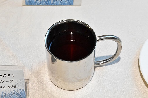 画像ギャラリー No.018のサムネイル画像 / 今度はデザートにパーティ推奨メニューが登場。「FFXIV」×パセラのコラボカフェ,「エオルゼアカフェ」新メニュー試食会をレポート