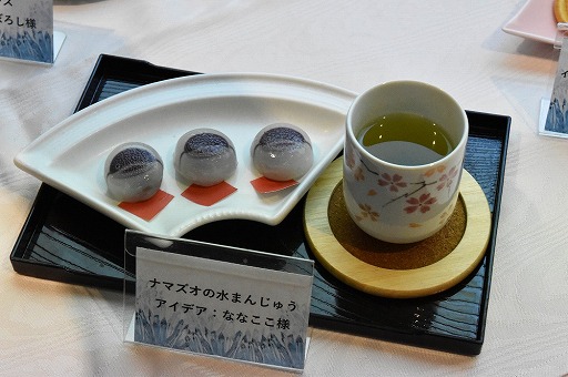 画像ギャラリー No.024のサムネイル画像 / 今度はデザートにパーティ推奨メニューが登場。「FFXIV」×パセラのコラボカフェ,「エオルゼアカフェ」新メニュー試食会をレポート