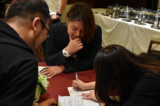 画像ギャラリー No.036のサムネイル画像 / 今度はデザートにパーティ推奨メニューが登場。「FFXIV」×パセラのコラボカフェ,「エオルゼアカフェ」新メニュー試食会をレポート