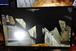 画像ギャラリー No.003のサムネイル画像 / インディーズゲームならではの尖ったタイトル「No Drugs」をPoznań Game Arenaで試遊してみた