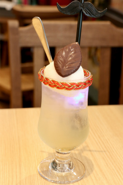 画像ギャラリー No.005のサムネイル画像 / カプコンカフェ×「モンスターハンター もふもふわーるど」コラボが5月17日より開催。可愛らしいアイルーをあしらった限定メニューを紹介