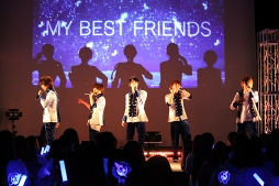 画像ギャラリー No.015のサムネイル画像 / リリース前とは思えない盛り上がり! 新曲も初披露された“『Readyyy!』ゴー☆ルドステージ Vol.1 〜僕ら、明日に向かって歌います!〜”レポート