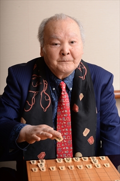 画像ギャラリー No.002のサムネイル画像 / Nintendo Switch向け将棋ソフト「加藤一二三 九段監修 ひふみんの将棋道場(仮称)」が発表。スマホアプリ「ひふみんRUN」も近日リリース