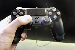 #007Υͥ/E3 2013PlayStation 4ˤääƤߤDUALSHOCK 4פϻ䤹ȥʥƥåȥꥬ