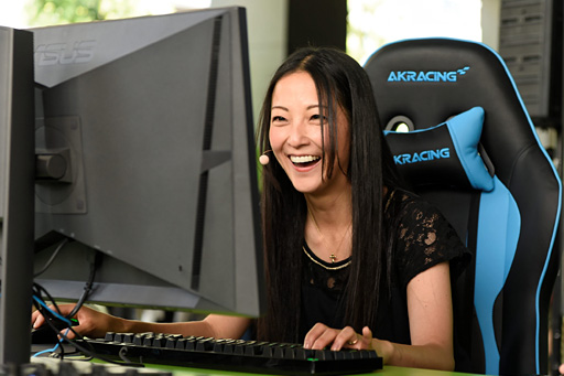 画像ギャラリー No.018のサムネイル画像 / NVIDIAの「GeForce GTX 1080」訴求イベントに集結のプロゲーマー,それぞれの立ち位置から感じられる「方向性の違い」