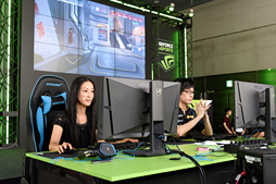 画像ギャラリー No.019のサムネイル画像 / NVIDIAの「GeForce GTX 1080」訴求イベントに集結のプロゲーマー,それぞれの立ち位置から感じられる「方向性の違い」