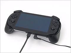 画像集#012のサムネイル/新型PS Vita用グリップがゲームテックから発売。操作性向上を図るセット品も