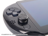 画像集#017のサムネイル/新型PS Vita用グリップがゲームテックから発売。操作性向上を図るセット品も