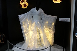 画像ギャラリー No.018のサムネイル画像 / 「第2回ウェアラブルEXPO」開催。人の生活に密着したスマートデバイスの未来がここに