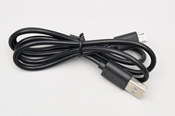 画像ギャラリー No.015のサムネイル画像 / スマートフォン横持ち用グリップと冷却ファン,バッテリーがセットになった「スマクール」を試す。意外とアリかも