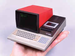 MZ-80Cפ4ʬ1Raspberry PiޥȤ衣268000ߤäޥ19800ߤǼ