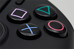 画像集 No.019のサムネイル画像 / カスタマイズ可能なPC&PS4用ゲームパッド「Revolution Pro Controller 2」レビュー。4つの追加ボタンと調整可能なアナログスティックが魅力