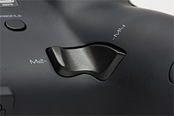 画像集 No.028のサムネイル画像 / カスタマイズ可能なPC&PS4用ゲームパッド「Revolution Pro Controller 2」レビュー。4つの追加ボタンと調整可能なアナログスティックが魅力