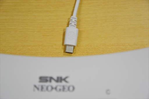  No.018Υͥ / NEOGEO Arcade Stick Proפλˡȥץ쥤եҲNEOGEOʥ20ȥ뤬Ͽ줿ɥƥå