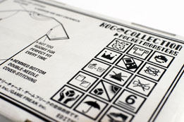 画像ギャラリー No.020のサムネイル画像 / 「THE KING OF GAMES」の新作はポケモンがモチーフの「ポケモンカレッジ/マイファーストパートナー」Tシャツ。ポケモンセンターでも発売