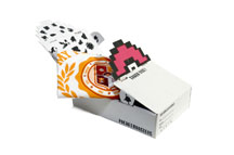 画像ギャラリー No.045のサムネイル画像 / 「THE KING OF GAMES」の新作はポケモンがモチーフの「ポケモンカレッジ/マイファーストパートナー」Tシャツ。ポケモンセンターでも発売