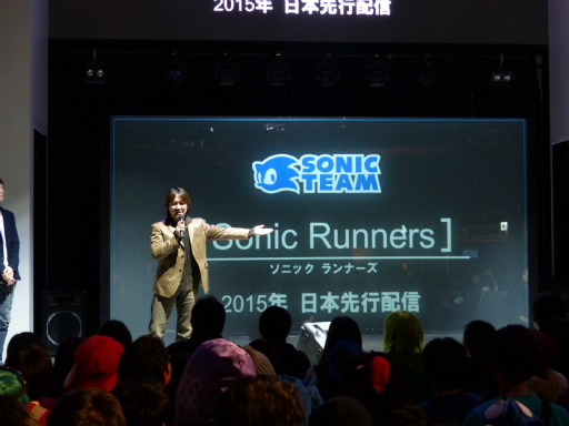 ꡼ǿSonic Runnersפȯɽ줿֥˥å ե󴶼պ 2014ץݡȡɥåդˤ饤֤Ǥ200̾ʾΥեǮ