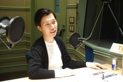 画像ギャラリー No.002のサムネイル画像 / PlayStationの公式ラジオ番組「ライムスター宇多丸とマイゲーム・マイライフ」の4月5,12日放送は岩井勇気さんがゲスト