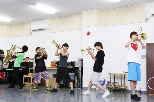 画像ギャラリー No.003のサムネイル画像 / 舞台「サクラ大戦奏組 〜薫風のセレナーデ〜」のメディア向け公開稽古をレポート。主要キャスト陣のコメントも掲載