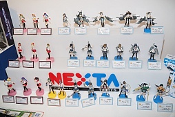 画像ギャラリー No.016のサムネイル画像 / PlayStationやメガドライブがトランスフォームする新商品も登場。「2015タカラトミーアーツ新春商談会」をレポート