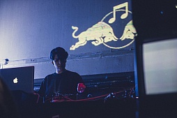 画像集#009のサムネイル/“ゲーム音楽”をテーマに,ミュージシャン,クリエイター,そしてオーディエンスが一体に。「RBMA PRESENTS 1UP: CART DIGGERS LIVE」をレポート