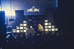 画像集#010のサムネイル/“ゲーム音楽”をテーマに,ミュージシャン,クリエイター,そしてオーディエンスが一体に。「RBMA PRESENTS 1UP: CART DIGGERS LIVE」をレポート