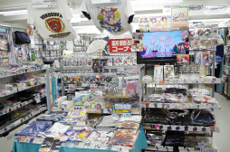 画像ギャラリー No.042のサムネイル画像 / コスプレ衣装とキャラクターアパレルを展開する「コスパ」のルーツとは。新しい市場を開拓してきた“歩み”と“戦略”を聞いた