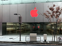 Appleǡ˹碌ơREDʤ硣App Storeη20ȥ뤬REDˤΥǤо