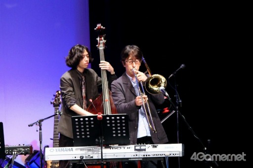 画像ギャラリー No.008のサムネイル画像 / 「大人のためのゲーム音楽会Vol.3」レポート。伊藤賢治氏,篠田元一氏,岩垂徳行氏,そして古代祐三氏が制作秘話と共に演奏を披露