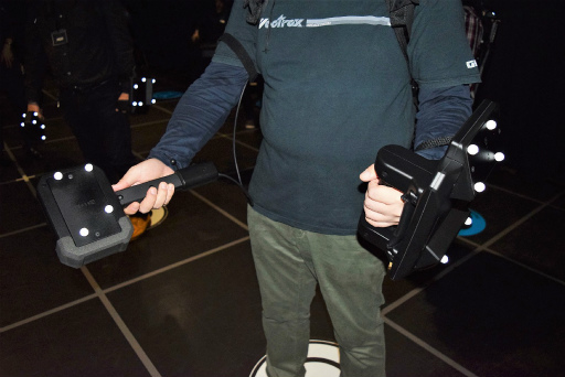 画像ギャラリー No.006のサムネイル画像 / 「ドラゴンクエストVR」を先行体験。目の前に広がるドラクエの世界,攻略のカギは“仲間との連携”にあり