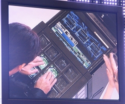 画像ギャラリー No.011のサムネイル画像 / 幕張メッセで「AOU2008 アミューズメント・エキスポ」が開催。スクエニ初のアーケードオリジナルタイトルも出展
