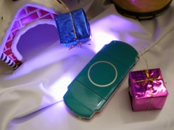 ���������꡼ No.002�Υ���ͥ������ / �ǥ����å���PSP��LR�ܥ����Xmas���ͤ�LED�饤�Ȥ򡣸���5��