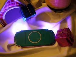 ���������꡼ No.004�Υ���ͥ������ / �ǥ����å���PSP��LR�ܥ����Xmas���ͤ�LED�饤�Ȥ򡣸���5��