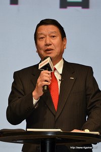 画像ギャラリー No.021のサムネイル画像 / Android 3.0搭載タブレット「Optimas Pad L-06C」は3月下旬発売予定。「Xperia arc SO-01C」「MEDIAS N-04C」も発表された「NTTドコモ 新モデル発表会 2011春」レポート