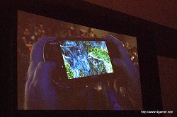 ꡼ No.016Υͥ / GDC 2011PSPμ嵡ȡNext Generation PortableפΥ쥯㡼ˤϲƥ೫ȯãܡNGPΥȤäARǽΥǥ»