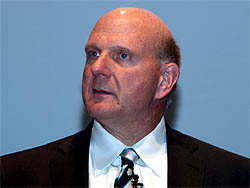 ���������꡼ No.001�Υ���ͥ������ / Microsoft��Steave Ballmer�᤬���ּ�����������פ�֥��饦�ɡפʤɤ��濴�ˤ�����Ʊ�ҤΥӥ�����Ǯ����롣��Microsoft Forum 2011�פ�����