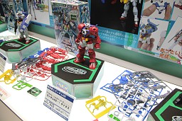 ���������꡼ No.018�Υ���ͥ������ / Ω�λ륢���Ȥ�iPhone����Υ饸����ʤɿ������ƥब¿����Ÿ�����������㥷�硼2011�ץ�ݡ���