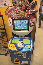 ���������꡼ No.025�Υ���ͥ������ / Ω�λ륢���Ȥ�iPhone����Υ饸����ʤɿ������ƥब¿����Ÿ�����������㥷�硼2011�ץ�ݡ���