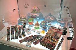 ���������꡼ No.047�Υ���ͥ������ / Ω�λ륢���Ȥ�iPhone����Υ饸����ʤɿ������ƥब¿����Ÿ�����������㥷�硼2011�ץ�ݡ���