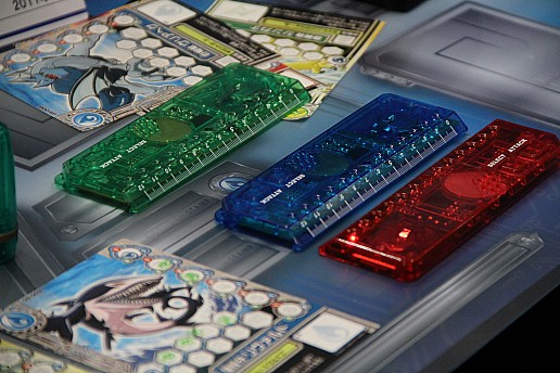 ���������꡼ No.071�Υ���ͥ������ / Ω�λ륢���Ȥ�iPhone����Υ饸����ʤɿ������ƥब¿����Ÿ�����������㥷�硼2011�ץ�ݡ���