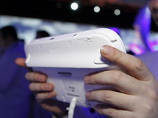 ꡼ No.016Υͥ / E3 2011פ򿶤֤äơ򤷤4GameråդԽ嵭Ǻ