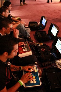 ꡼ No.039Υͥ / E3 2011פ򿶤֤äơ򤷤4GameråդԽ嵭Ǻ