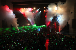 画像集#008のサムネイル/“ミクパ♪”こと「初音ミク ライブパーティー 2011」の東京＆札幌公演を収録したBlu-Ray，DVD，CDが11月16日に発売。グッズ付き限定版も
