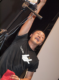 ꡼ No.019Υͥ / AM硼2011ϥȥܡо夬ä[H.]饤֡10ǯǰCDμϿʤȯɽ