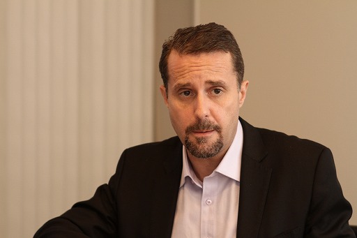 ꡼ No.003Υͥ / PlayStationȤ֥ɤλỊ̇ȥϡɥɤθɤѤƤSCEοĹɥ塼ϥ᤬PlayStationӥ̤ͥ