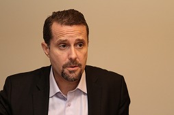 ꡼ No.010Υͥ / PlayStationȤ֥ɤλỊ̇ȥϡɥɤθɤѤƤSCEοĹɥ塼ϥ᤬PlayStationӥ̤ͥ