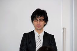 画像ギャラリー No.018のサムネイル画像 / プロデューサーが語る「オンラインゲームの運営」。 バンタンゲームアカデミーの新カリキュラム「オンラインゲーム業界の仕事とスキル」聴講レポート