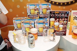 画像ギャラリー No.028のサムネイル画像 / 今年の流行はスマートフォンと犬? ハイテク玩具勢ぞろいで東京おもちゃショー2012開催