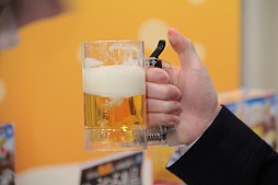 画像ギャラリー No.029のサムネイル画像 / 今年の流行はスマートフォンと犬? ハイテク玩具勢ぞろいで東京おもちゃショー2012開催