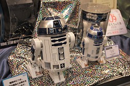 画像ギャラリー No.043のサムネイル画像 / 今年の流行はスマートフォンと犬? ハイテク玩具勢ぞろいで東京おもちゃショー2012開催